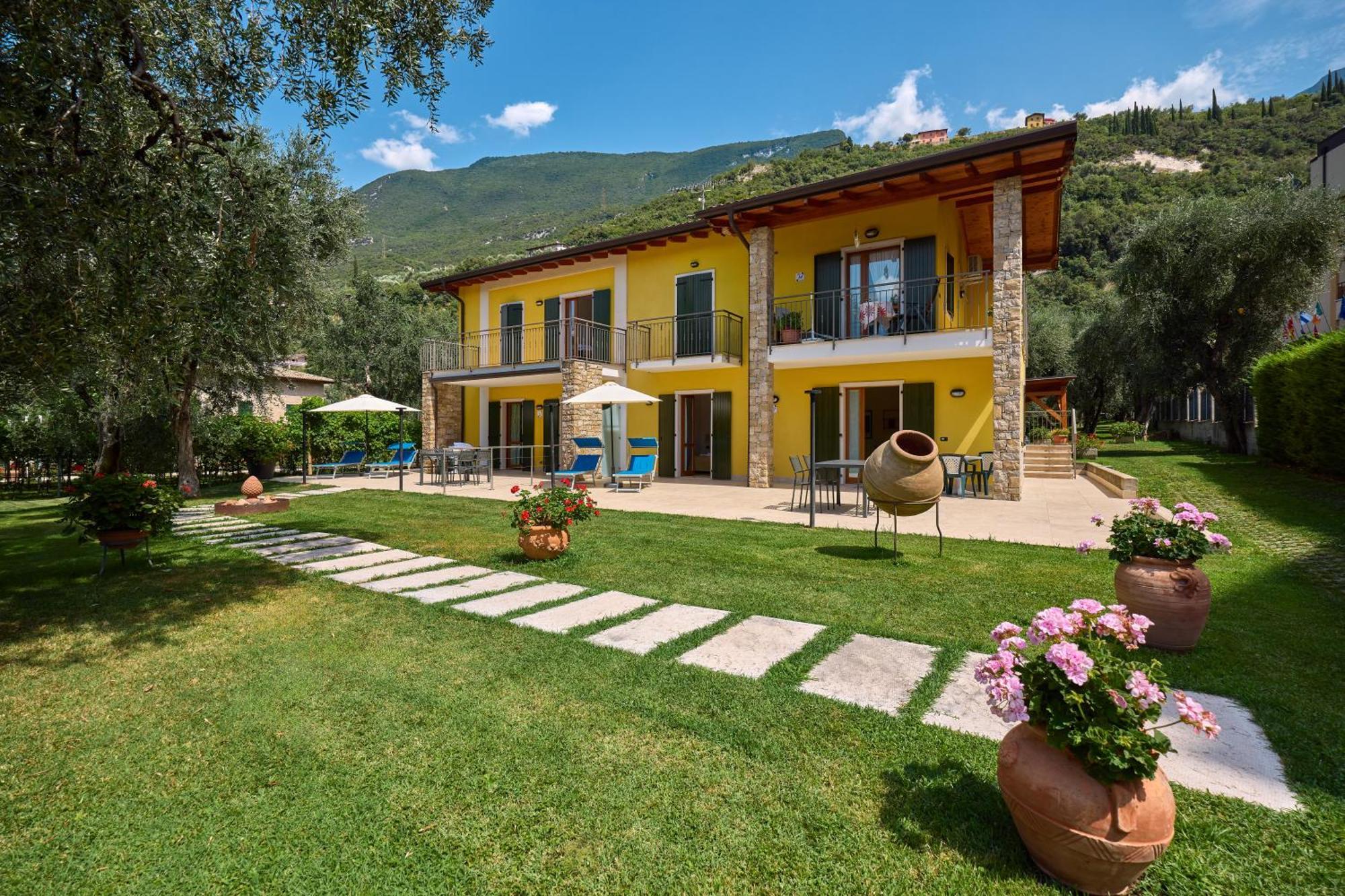 Апартаменти Casa Marisa Мальчезіне Екстер'єр фото